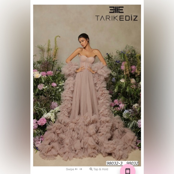 Tarik Ediz gown size 2. - Picture 2 of 5
